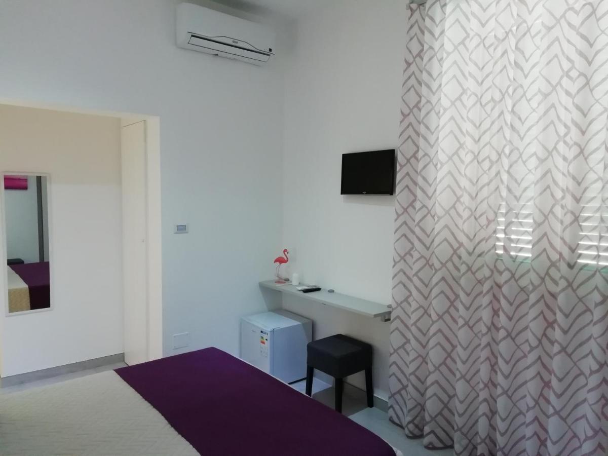 Flamingo Rooms Margherita Di Savoia Exterior photo